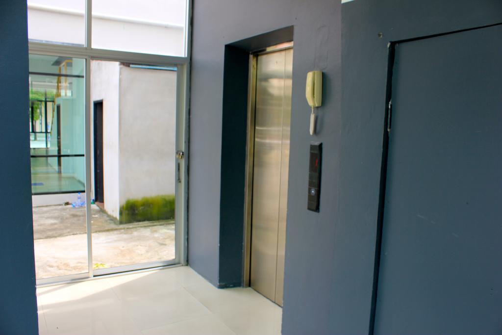 Holiday Home Patong Luaran gambar