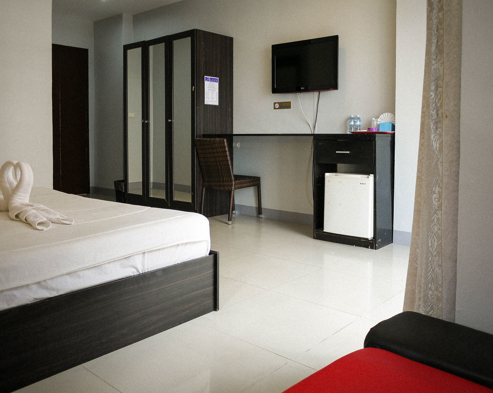Holiday Home Patong Luaran gambar